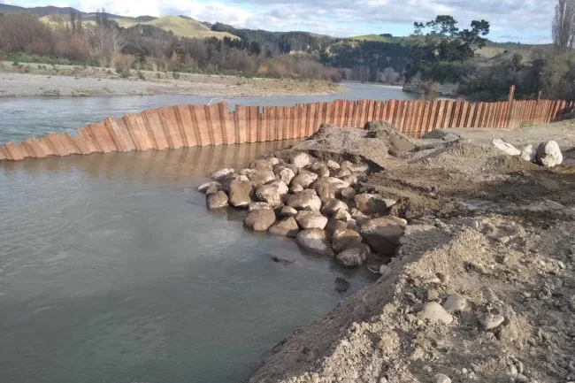 Sheet piling to be removed