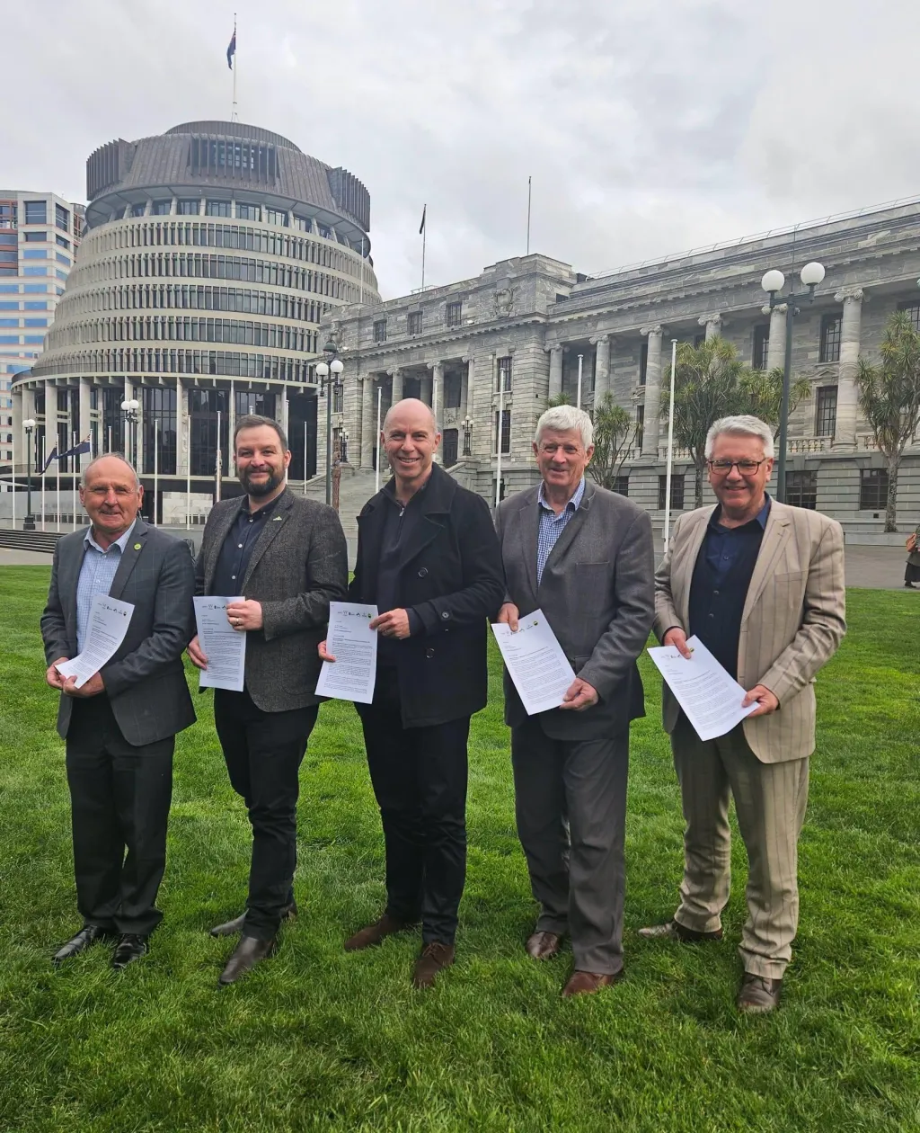 The Mayor's of the five council's within the Horizons Region that have submitted an Memorandum of Understanding to the Government as part of the Simplifying Local Government Reforms. From left to Right - Ruapehu Mayor Weston Kirton, Tararua Mayor Scott Gilmore, Whanganui Mayor Andrew Tripe, Rangitīkei Mayor Andy Watson, and Manawatū Mayor Michael Ford.