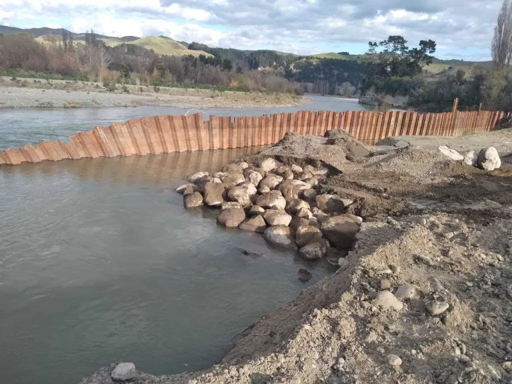 Sheet piling to be removed