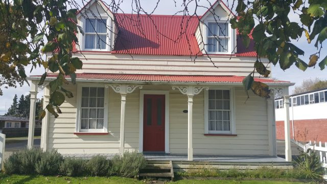 Captain Cooks Cottage
